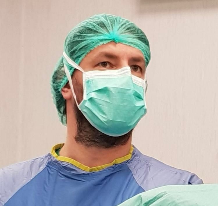 Sala operatoria chirurgo ortopedico Dr. Davide Mantovani Genova - Protesi ginocchio anca artroscopia